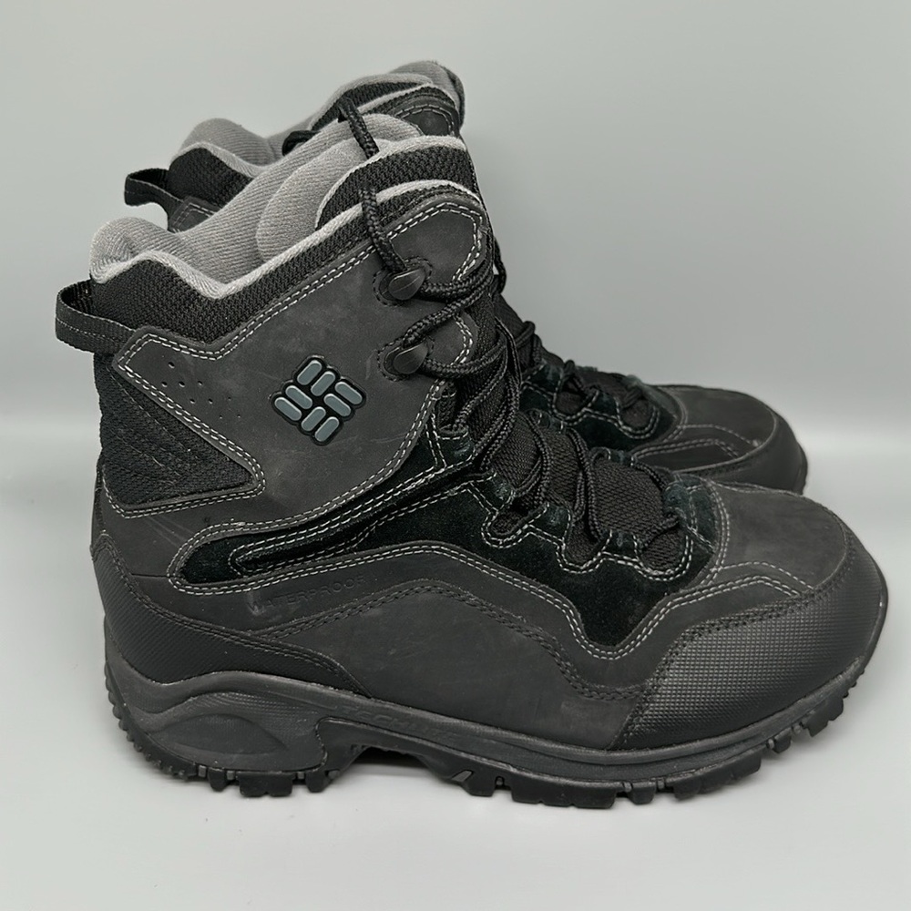 Columbia Trekking Waterproof Boots Men’s Sz 10